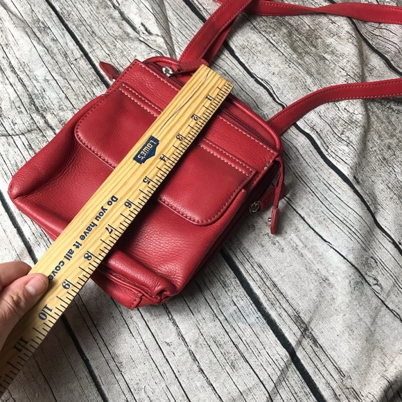 fossil red crossbody bag - Picture 3 of 5